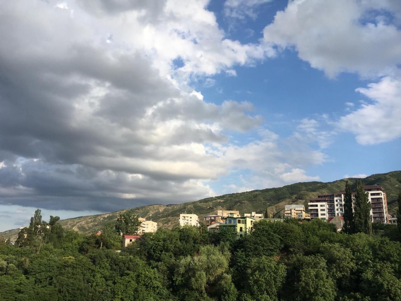 Hotel Blue Ridge Tbilisi Buitenkant foto